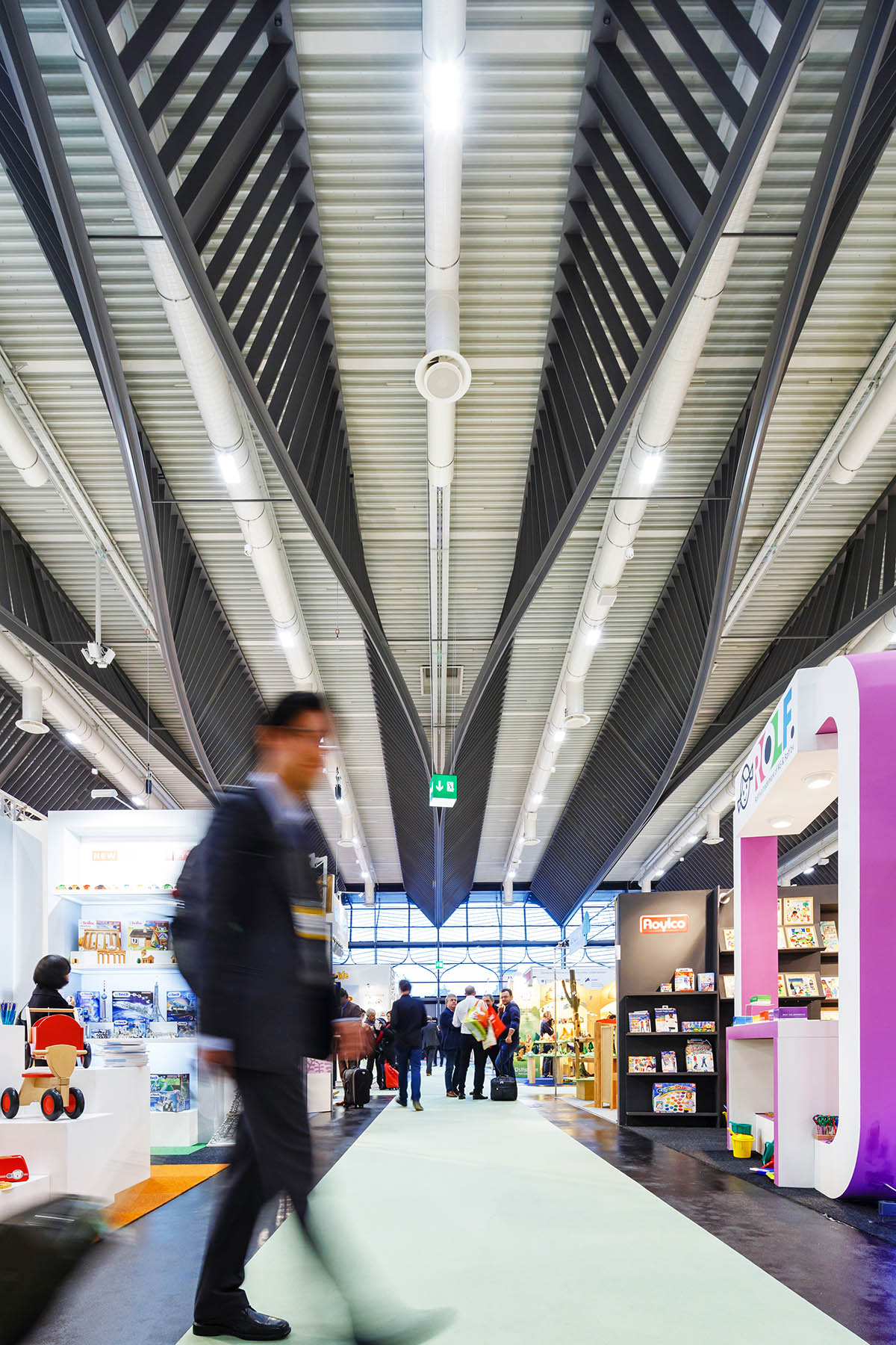 Zaha Hadid Architects expand NürnbergMesse with a new hall in Germany