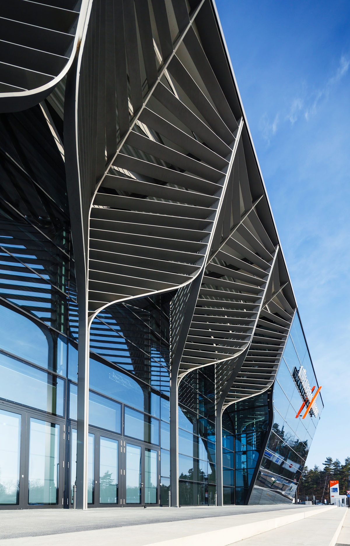 Zaha Hadid Architects expand NürnbergMesse with a new hall in Germany
