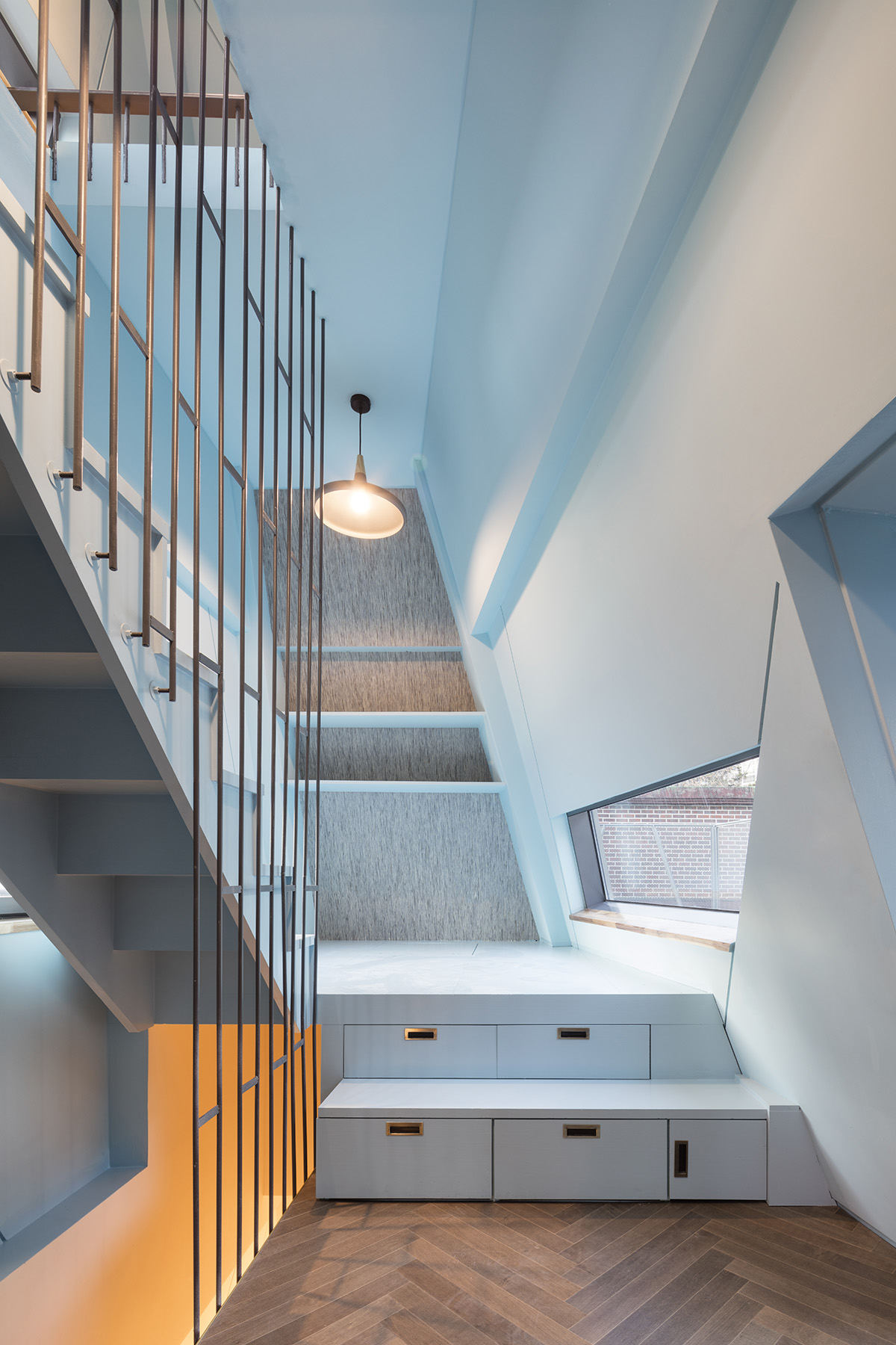 Moon Hoon completes Dogok Maximum mixed-use narrow house in Seoul with randomly drawn windows