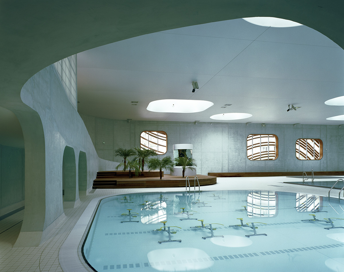 Mikou Studio’s Feng Shui Swimming Pool is a new relaxation and treatment space in France