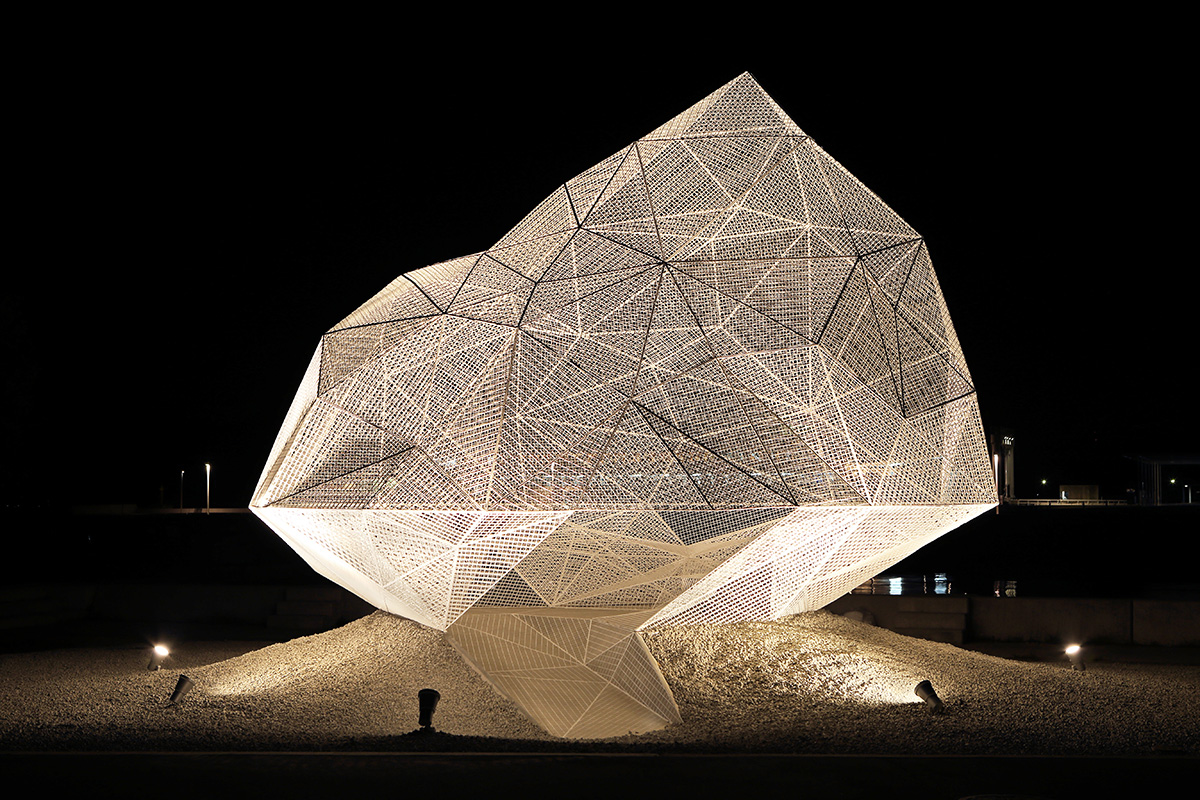 Sou Fujimoto&rsquo;s Naoshima Pavilion explores different spatial experiences with its irregular topography