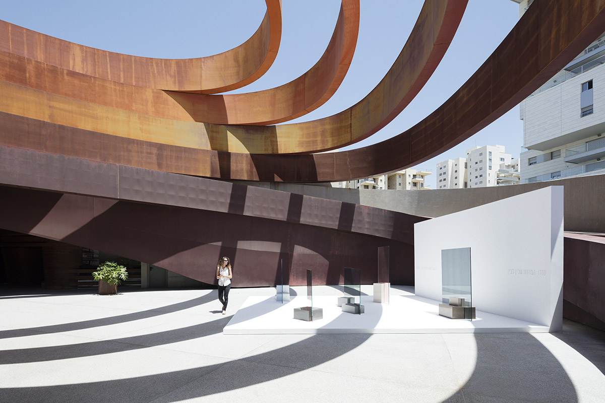 Nendo opened its first retrospective exhibition at the Design Museum Holon, Israel