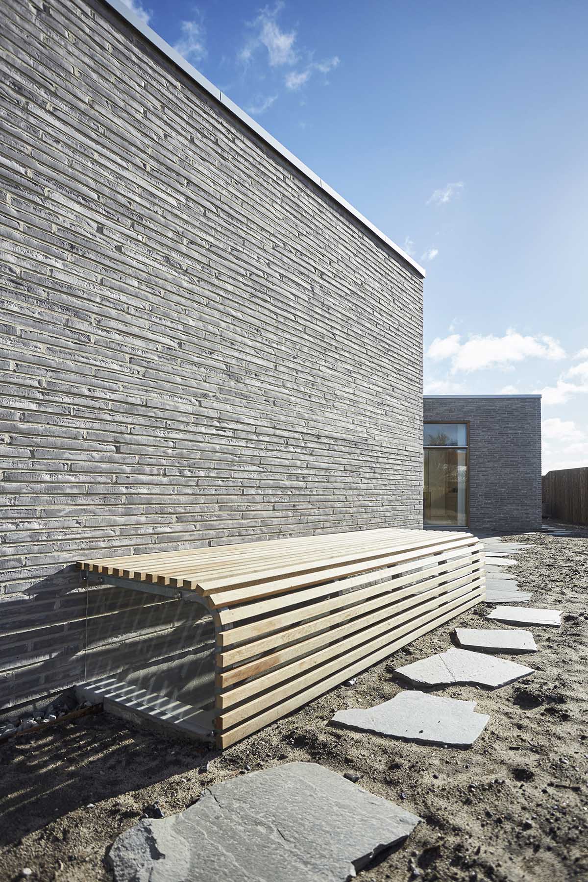 ADEPT completes soft-edged private villa with floating transitions in the interior