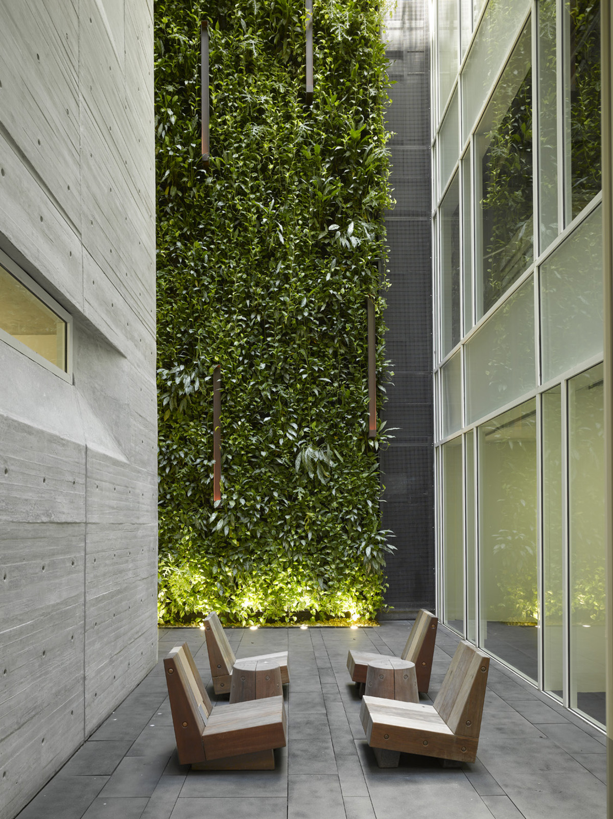 Richard Meier & Partners completes New Leblon Offices in Rio De Janeiro