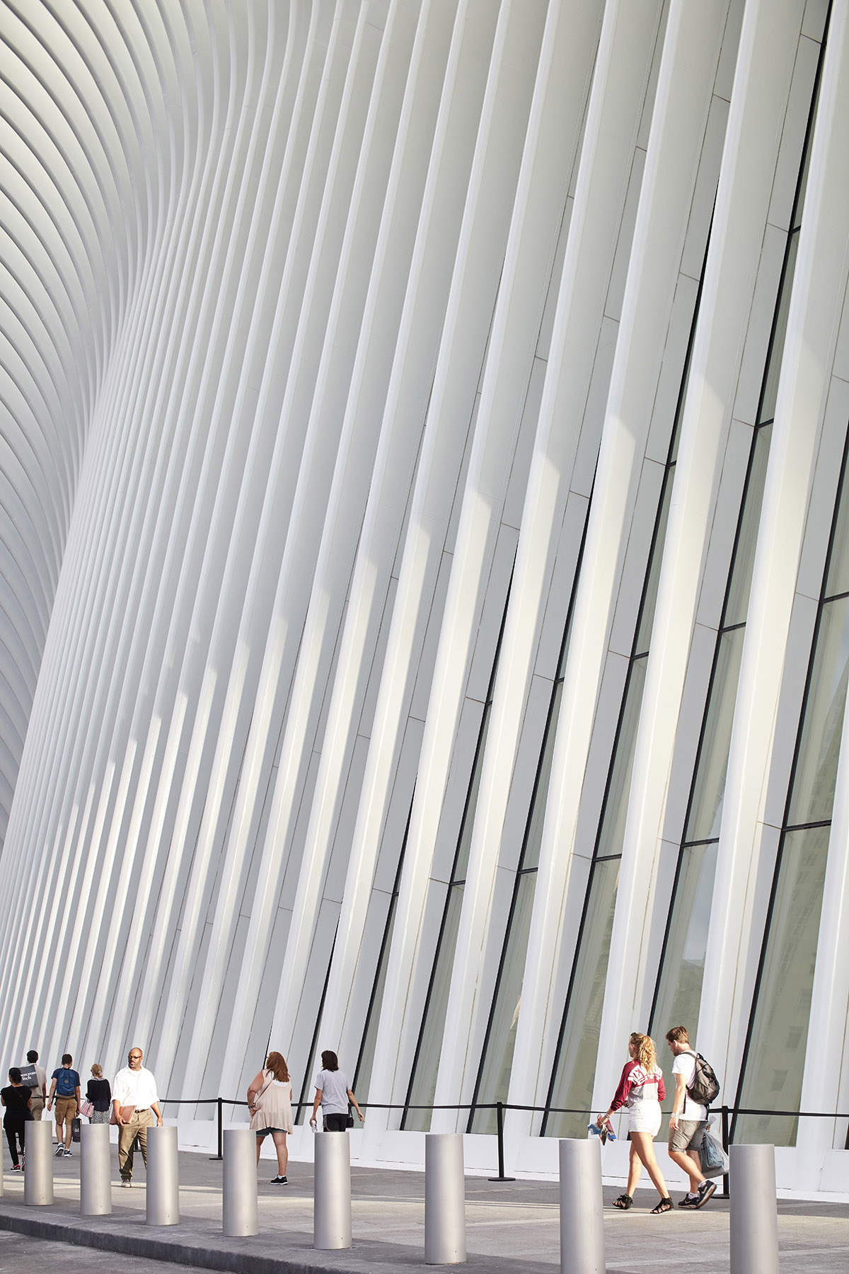 Santiago Calatrava’s sculptural Oculus WTC in New York photographed by Hufton + Crow