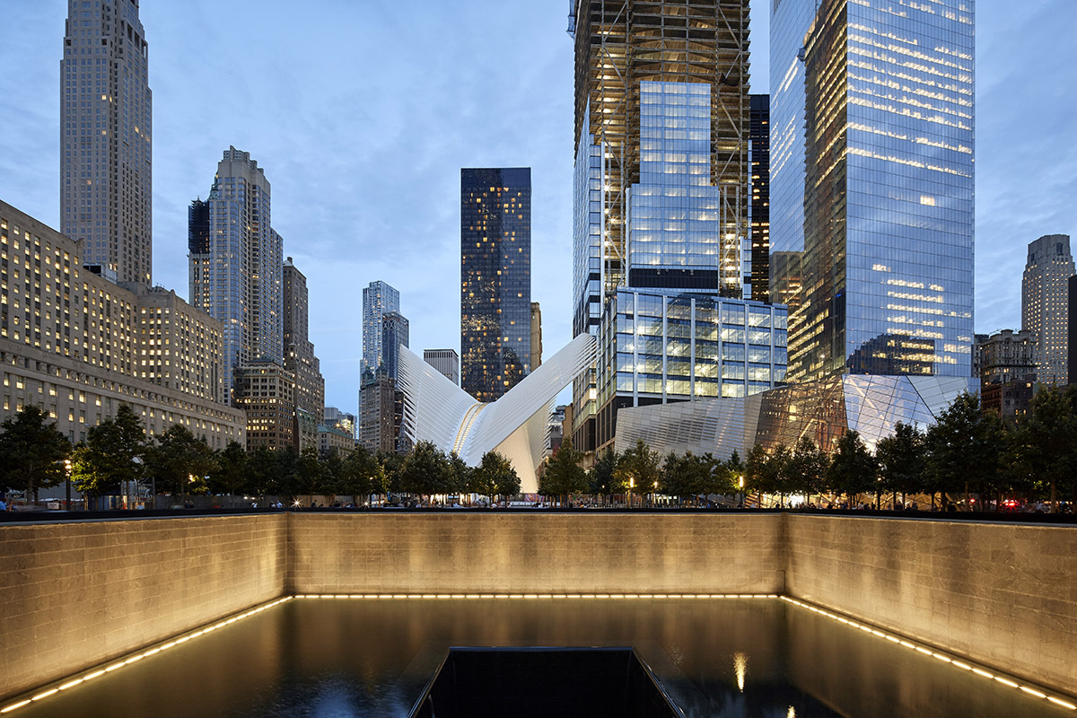 Santiago Calatrava’s sculptural Oculus WTC in New York photographed by Hufton + Crow