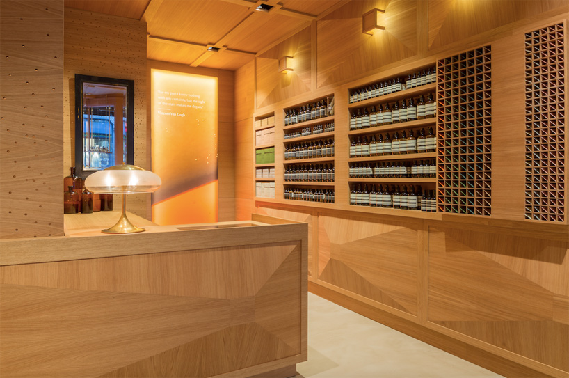 Snøhetta completed new Aesop Homansbyen store inspired from traditional woodworking technique