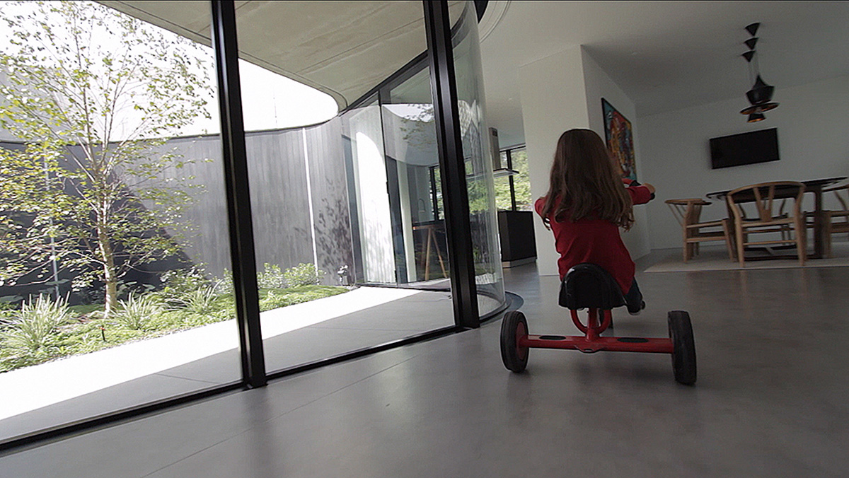 Building Pictures interprets fluidity of space in the new Cabo de Vila video inspired by The Shinning