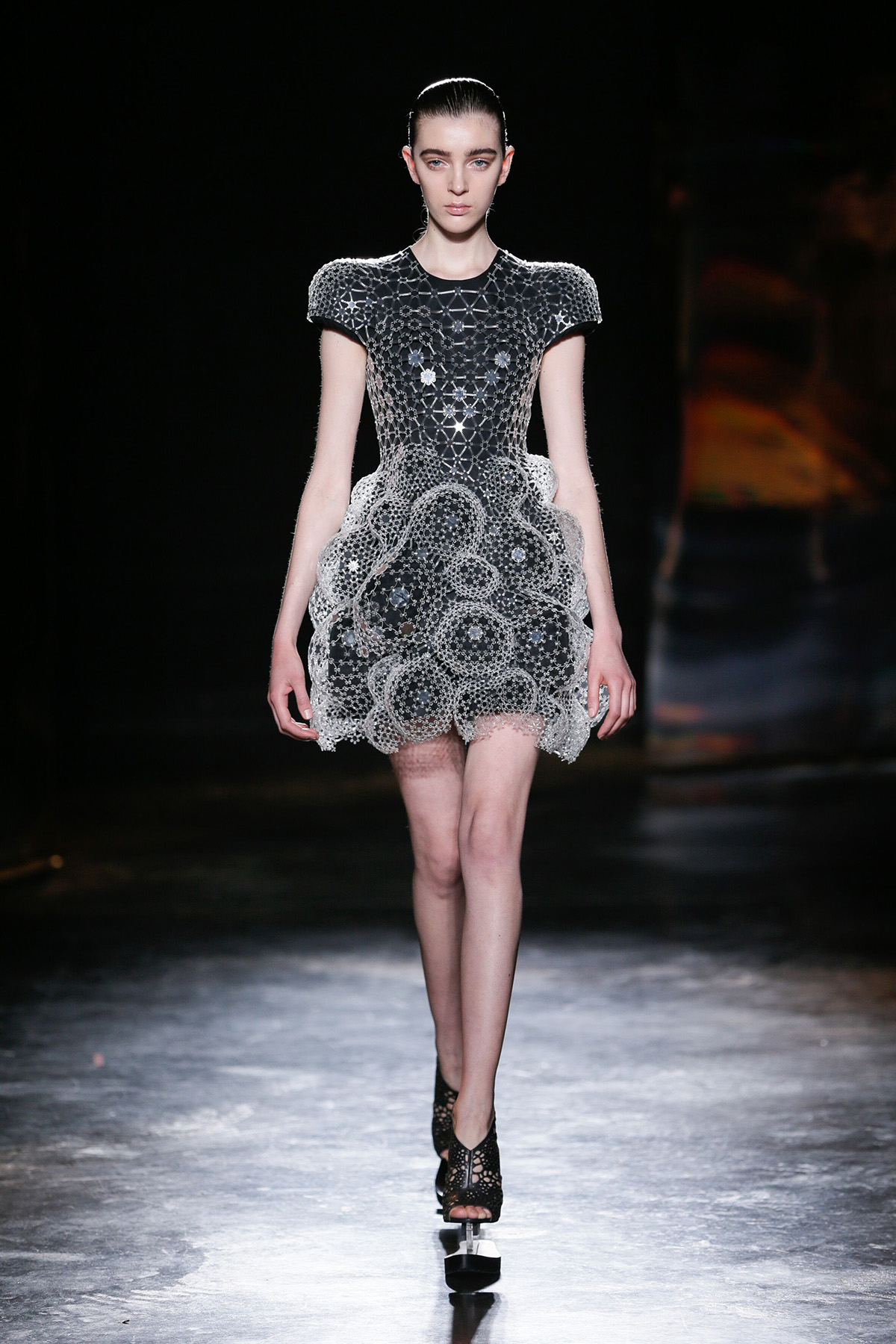 The Extraordinary Process highlights innovative technologies in architecture and fashion