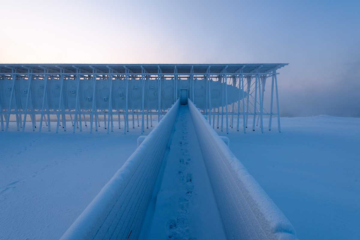 Peter Zumthor installs modest buildings erected on black-winged stilts at Norwegian old mining region
