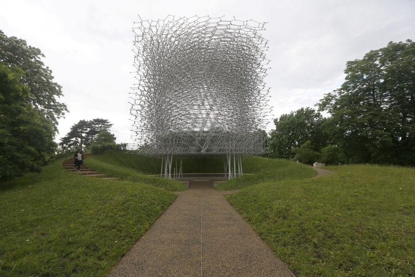 Wolfgang Buttress’ bee-inspired Pavilion moved to Kew Gardens