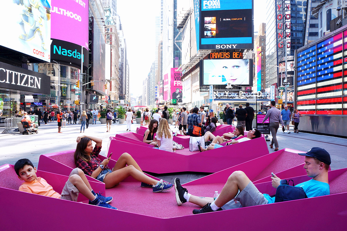 Jürgen Mayer H revives New York Times Square with X-shaped outdoor loungers