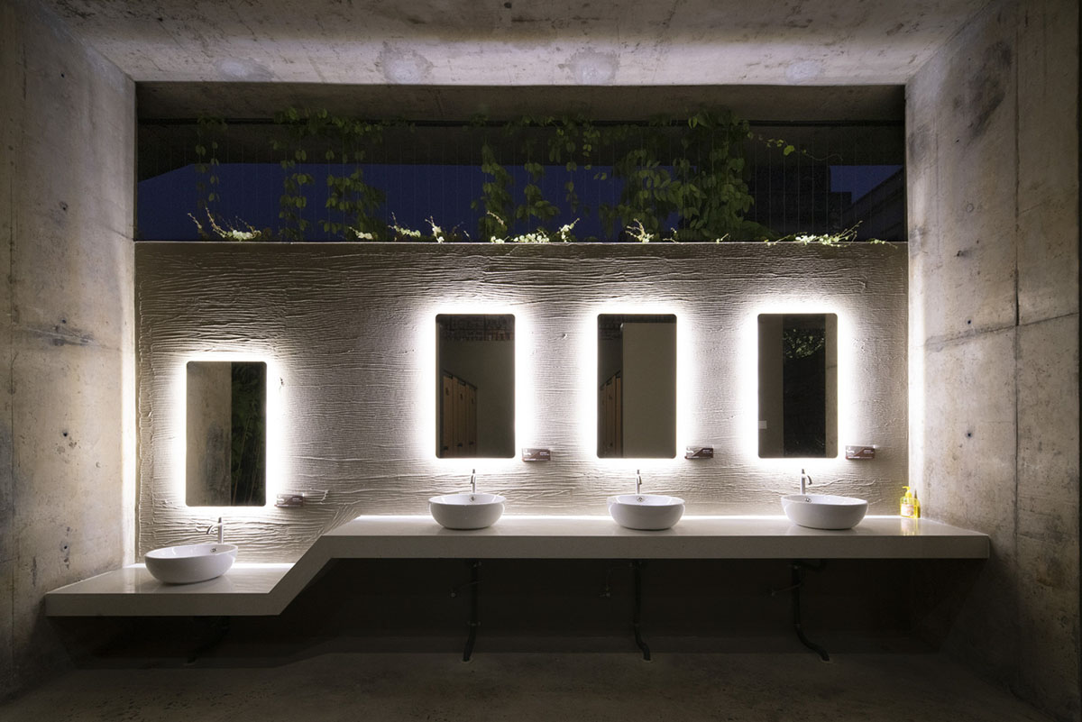 Public toilets have been elaborated in new aesthetic by Atelier cnS in Zuzhai village