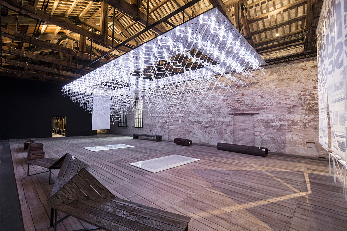 Singapore Pavilion fosters the question of