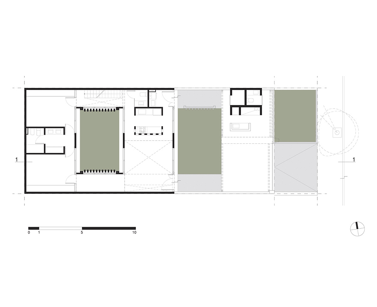 Fae + NOMADA complete residence with continuous elements and courtyards in Córdoba