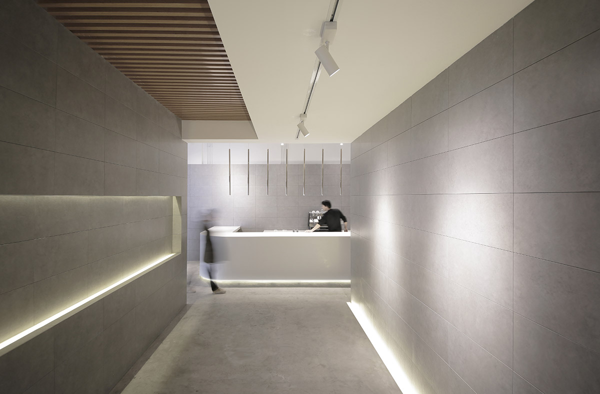 Jun Murata reveals its Cafe la Loop 86 & Gallery in Shanghai