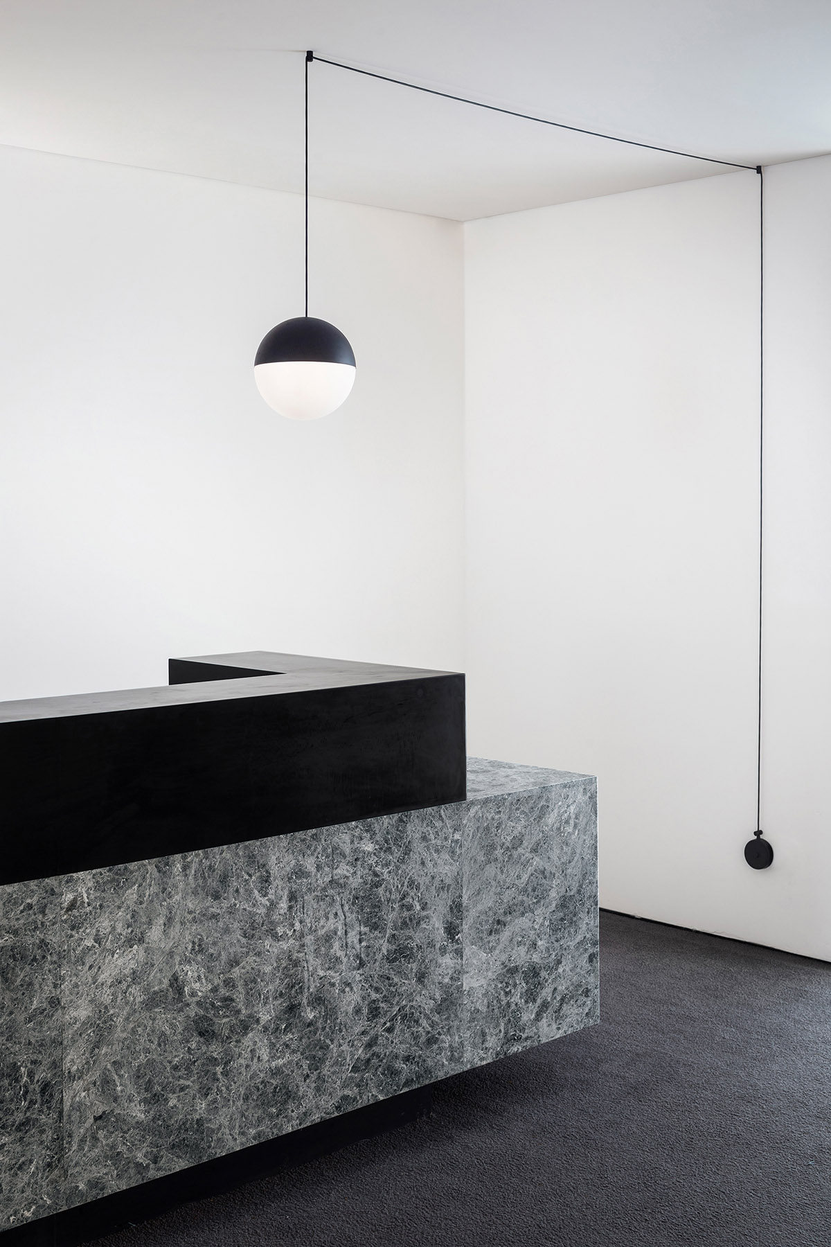 Peng & Partners Designed a Colorful Office that Seems like a Space Comes out of Mandrian's Painting