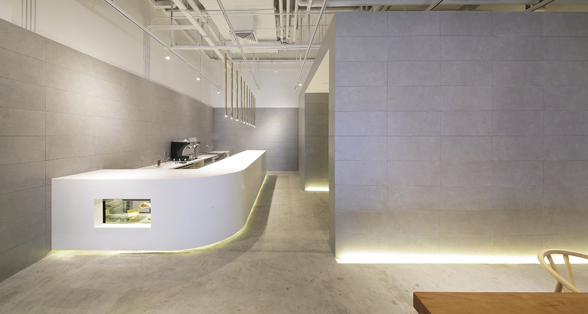 Jun Murata reveals its Cafe la Loop 86 & Gallery in Shanghai