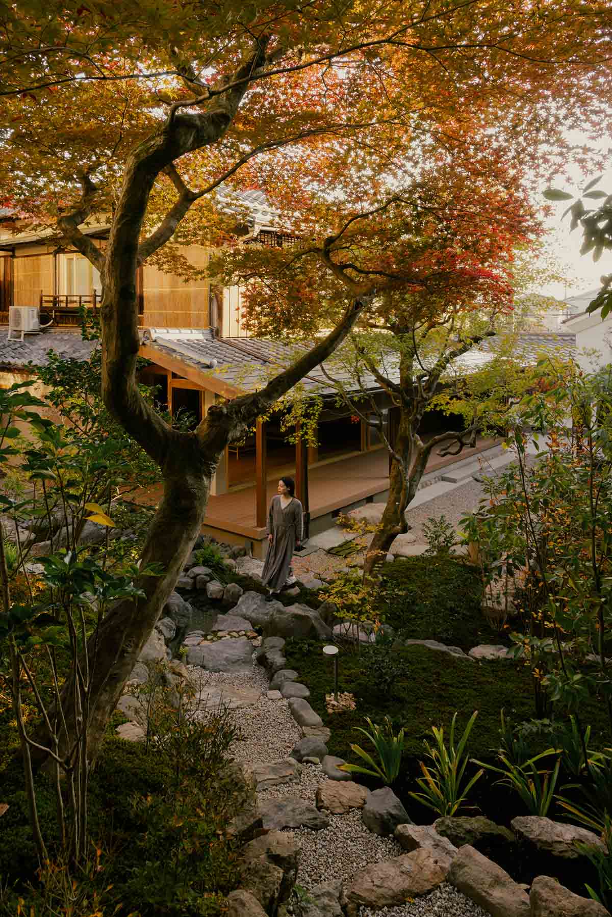 kooo architects completes the renovation of a sukiya-style residence in Kyoto, Japan