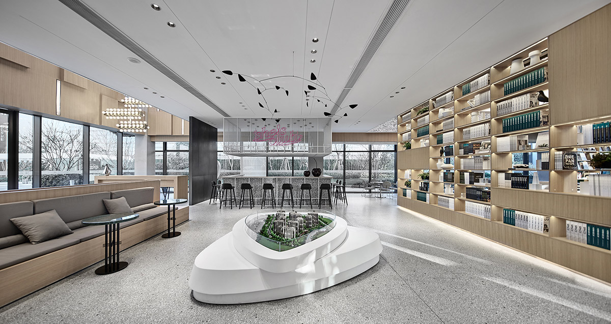 GFD creates light and amphi-theatre like interior for an experience center in China