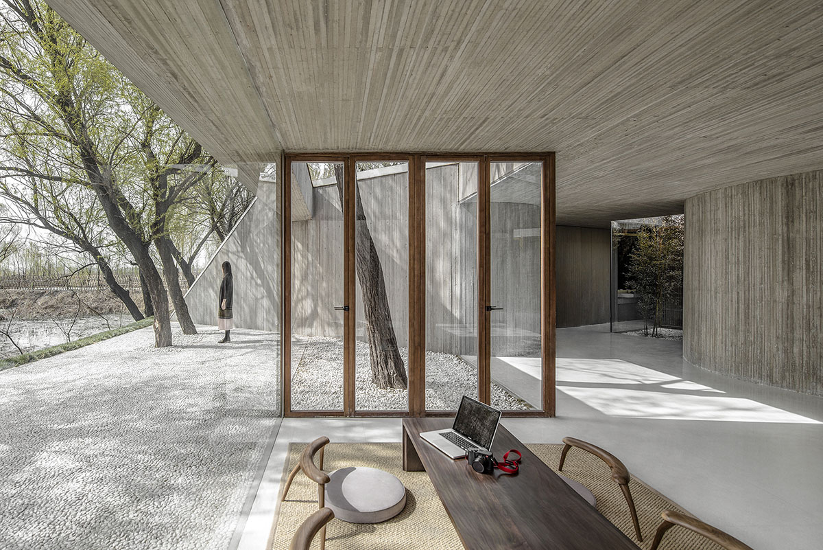 Archstudio designed underground Buddist Shrine that creates intrinsic relationship with nature