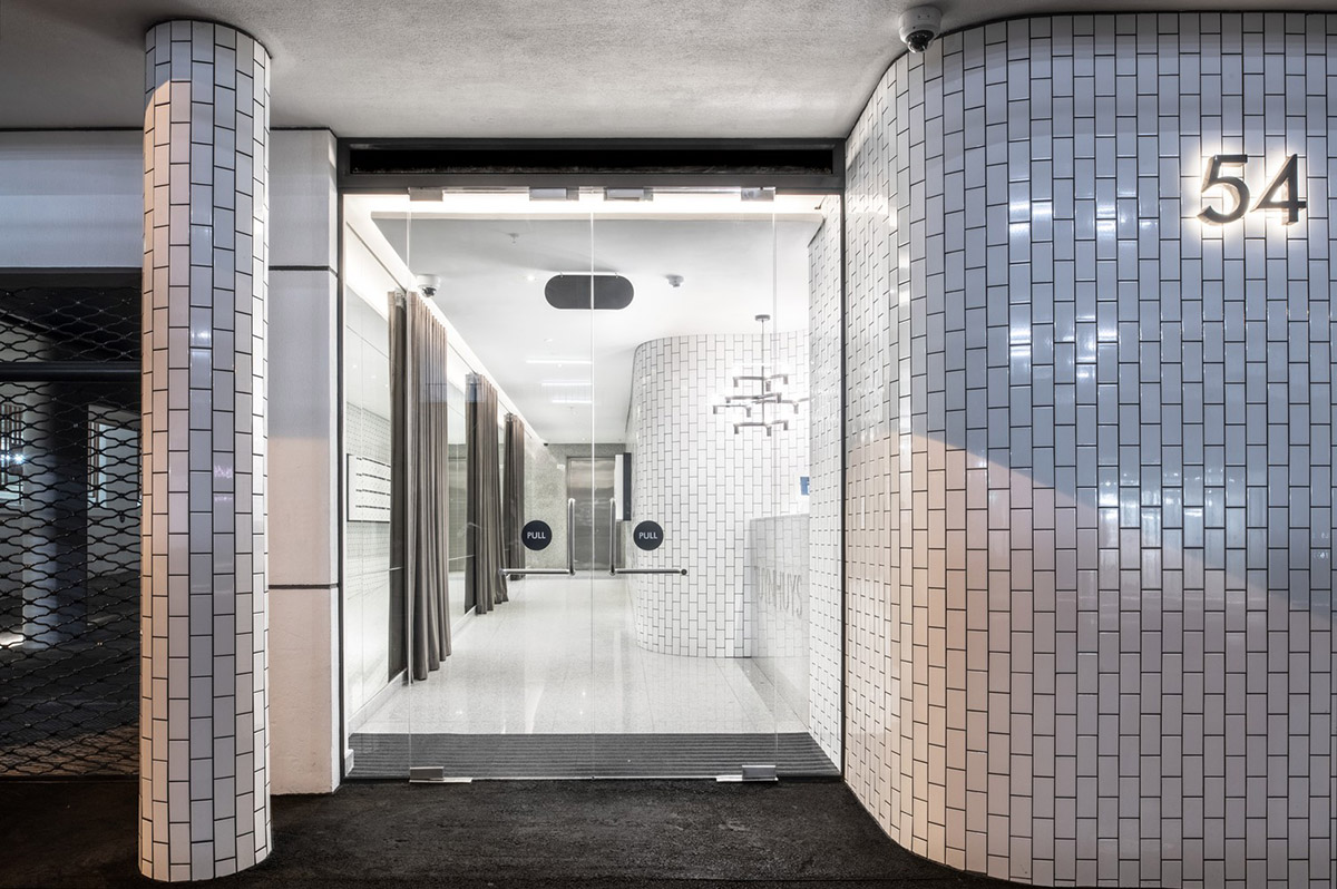 Robert Silke & Partners designed apartment that features 