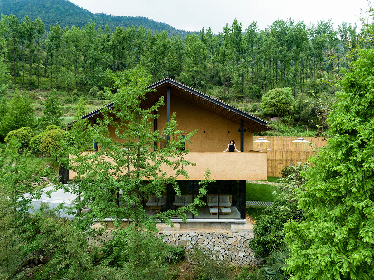kooo architects built retreat village by using local materials on hills of Zhejiang