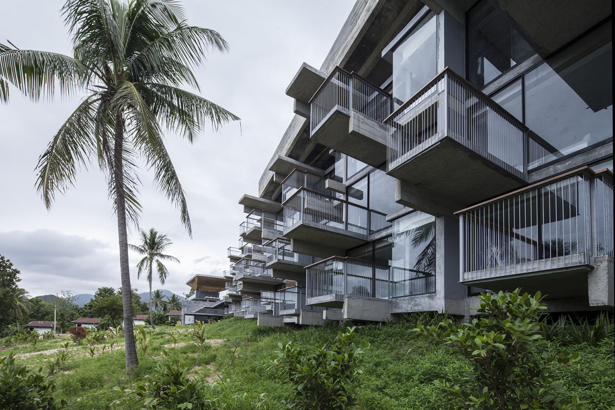 Patchara+ Ornnicha Architecture designs hotel with super elongated balconies on a serene hillside