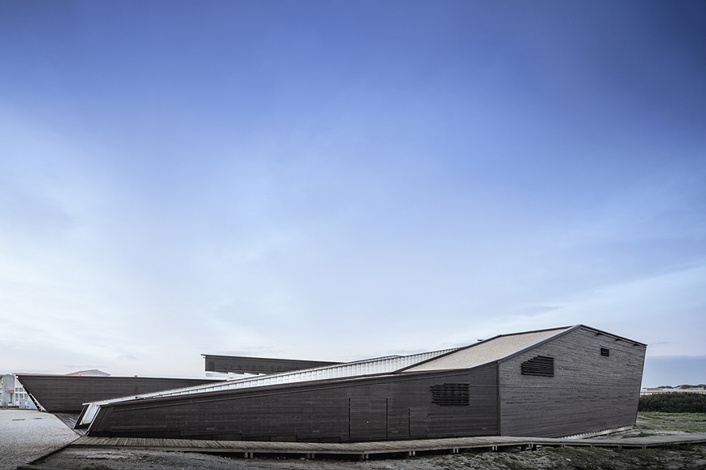ARX interprets Portuguese’s old construction techniques with new form for Costa Nova Cultural Center