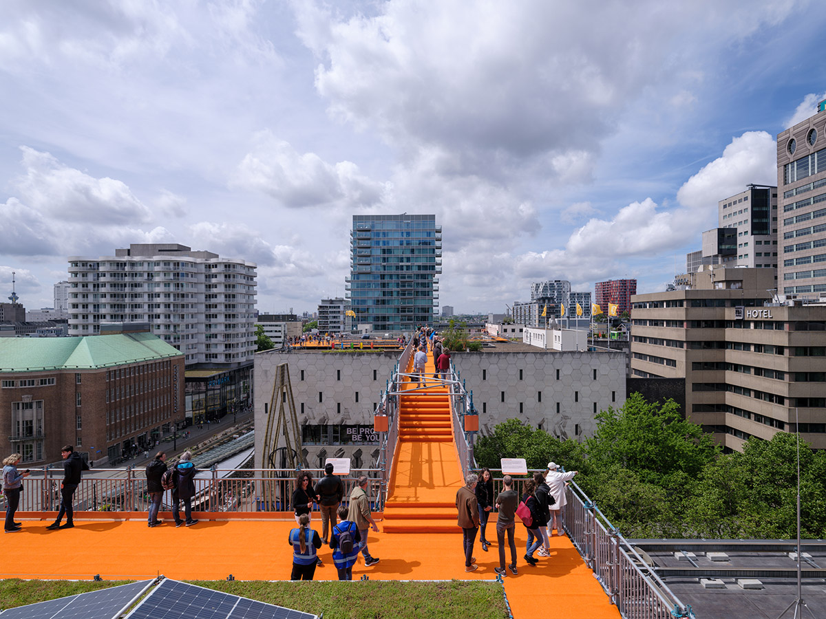 MVRDV и Rotterdam Rooftop Days проектируют 600-метровый подвесной мост в Роттердаме 