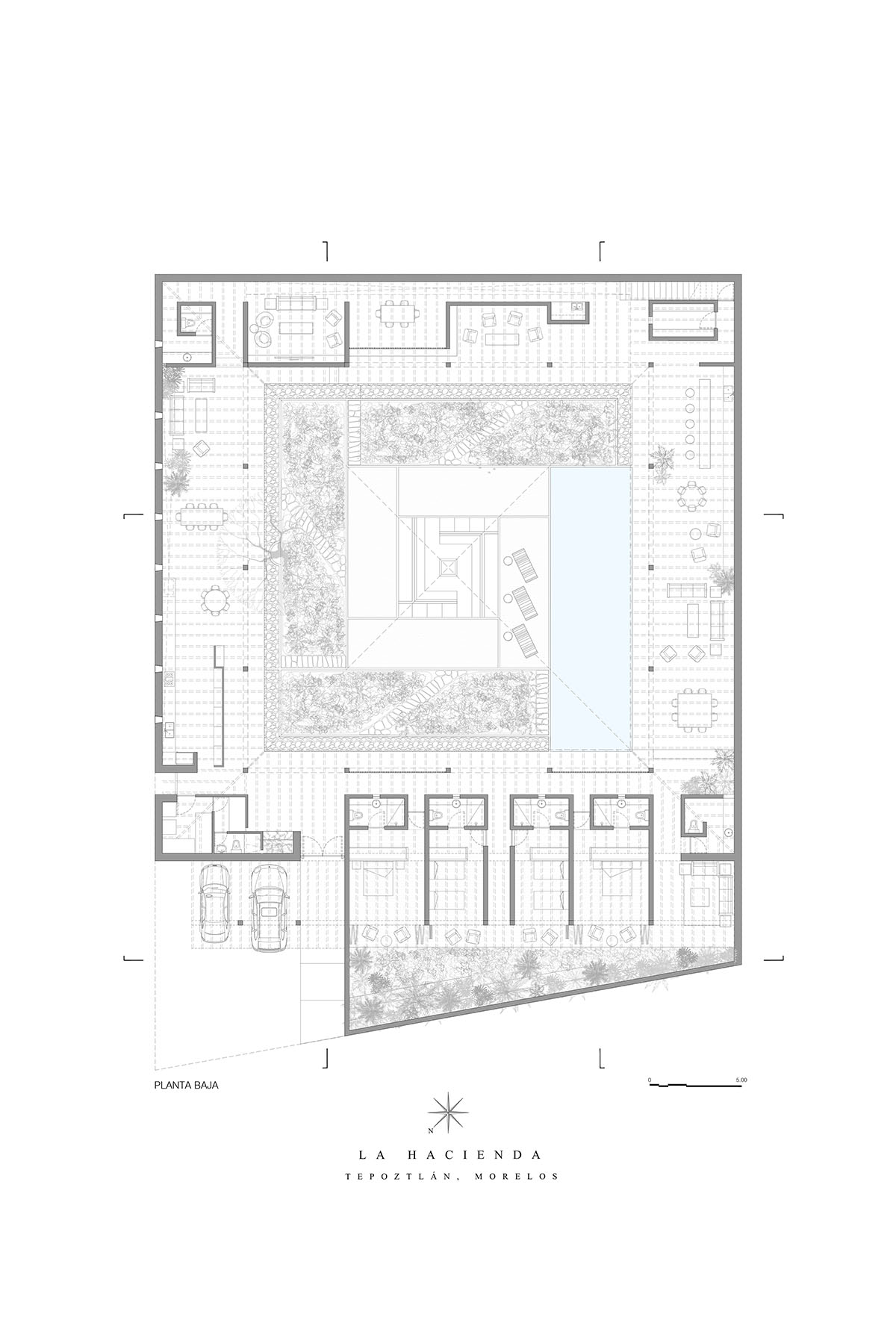 Práctica Arquitectura built La Hacienda weekend retreat with large courtyard in Mexico