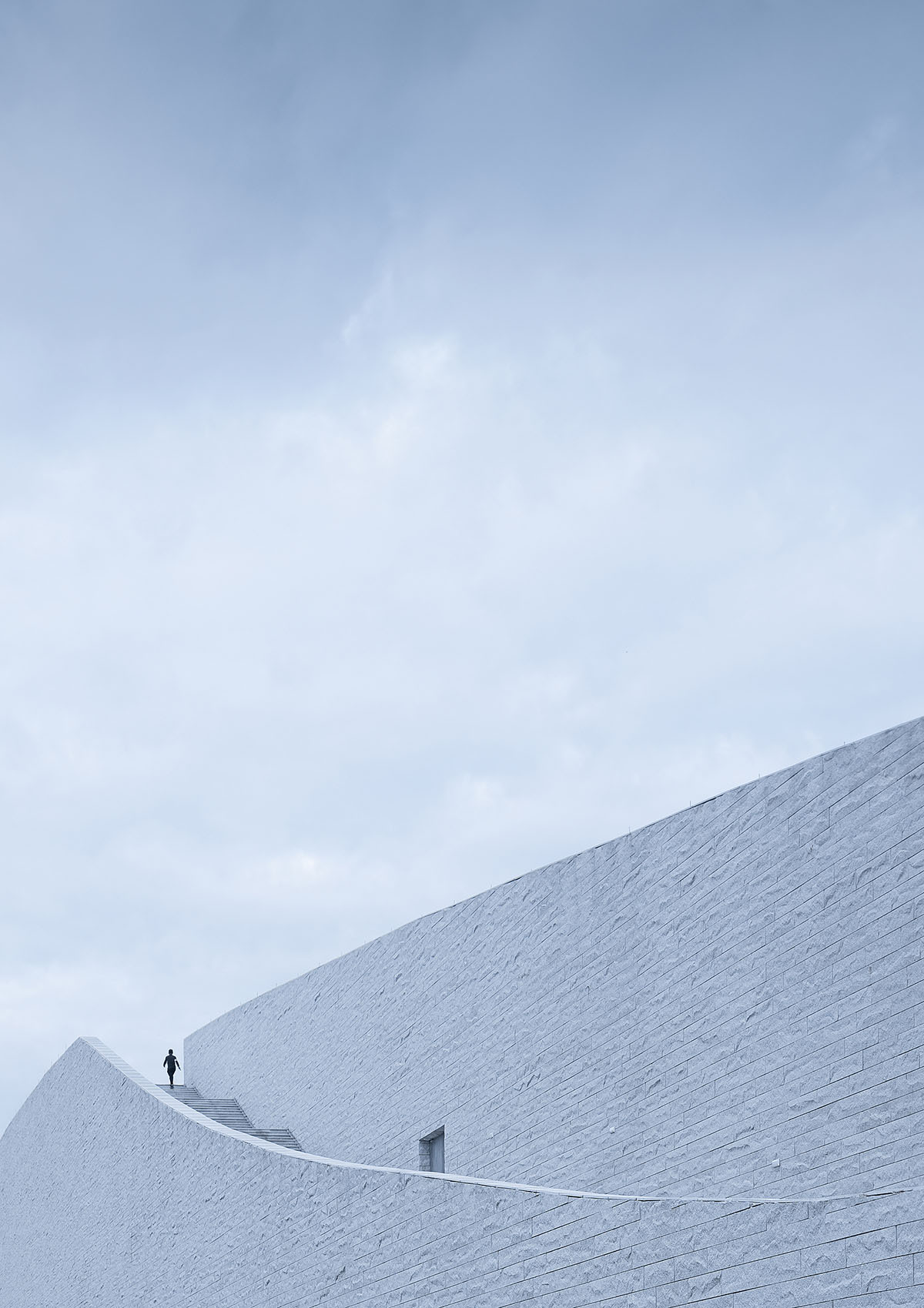 UAD designs spindle-like Shunchang Museum creating urban living room in China 