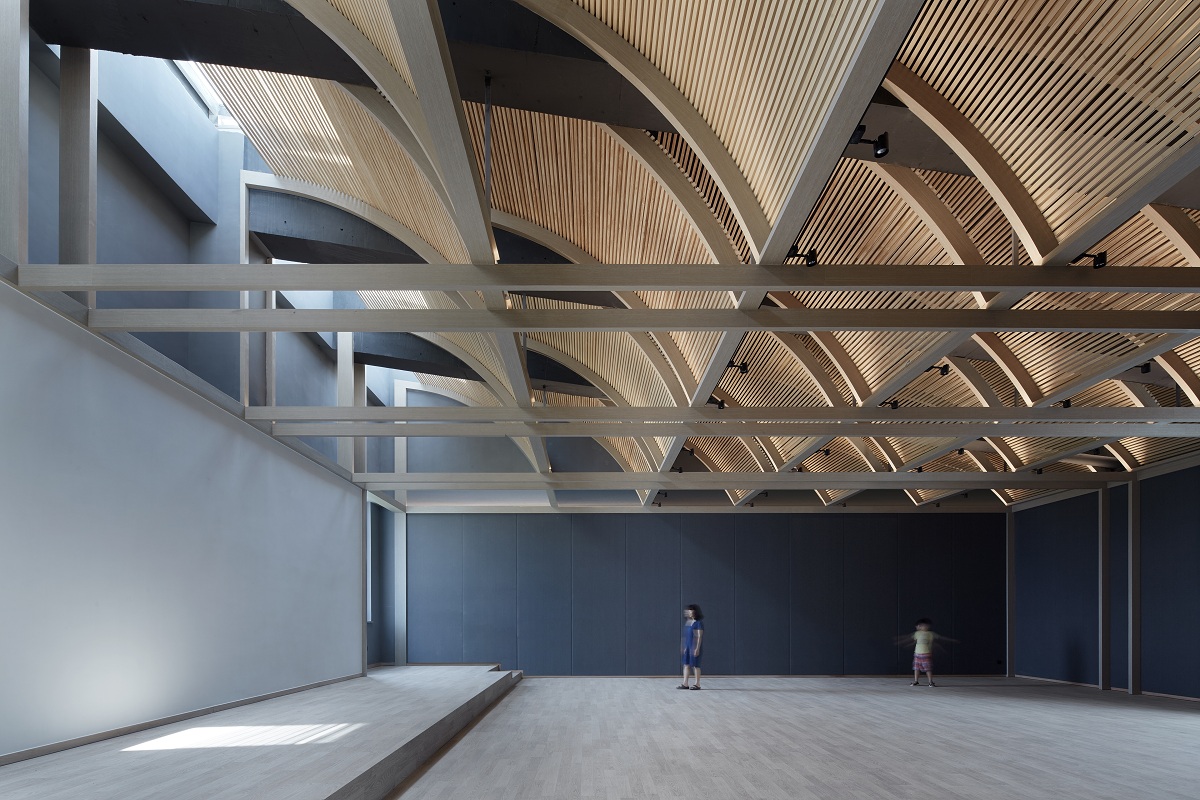 Fenghemuchen designed a club that expresses Beijing dwellers’ desire of a simple and slow lifestyle