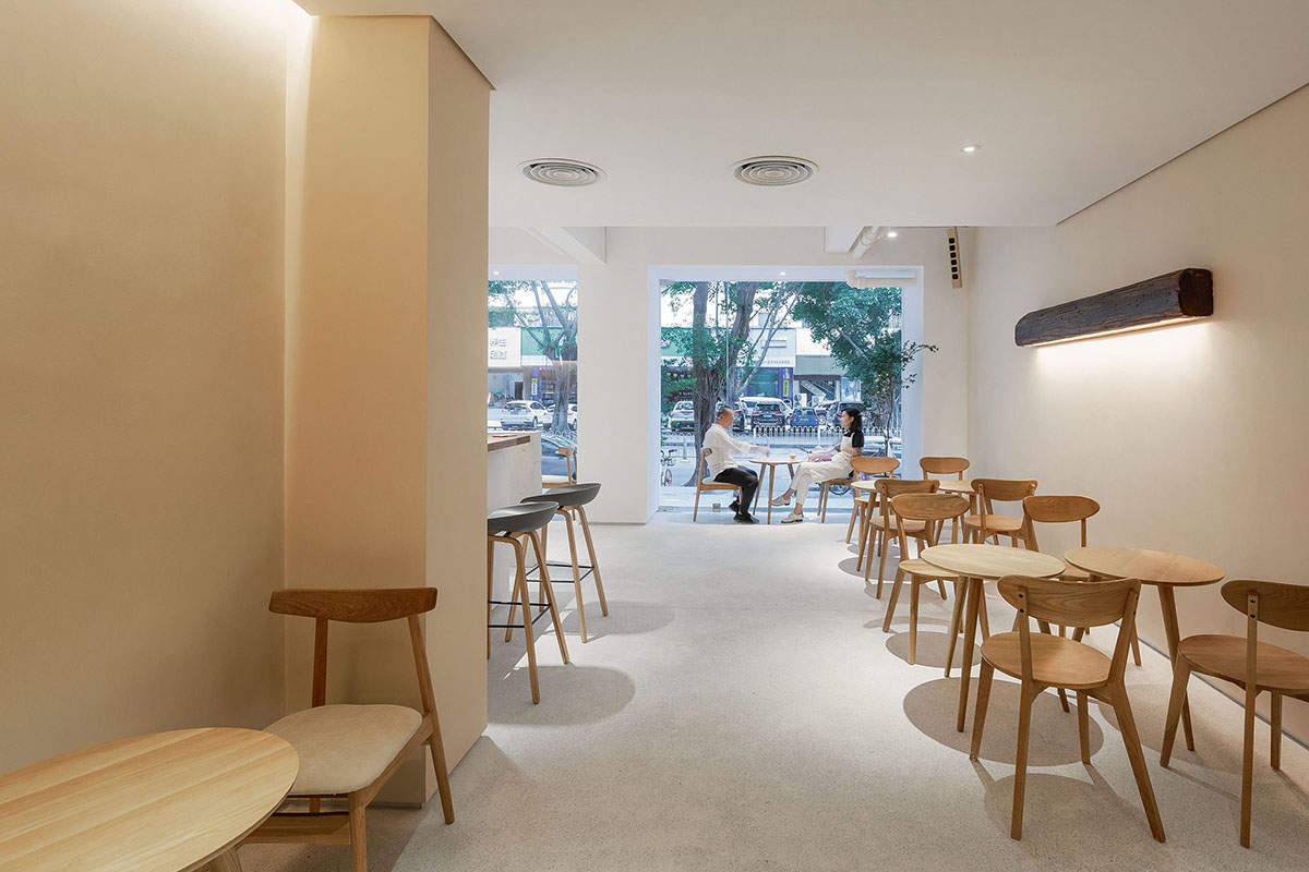 BloomDesign renovates Shenzhen’s old cake shop with scenic view in a heritage site