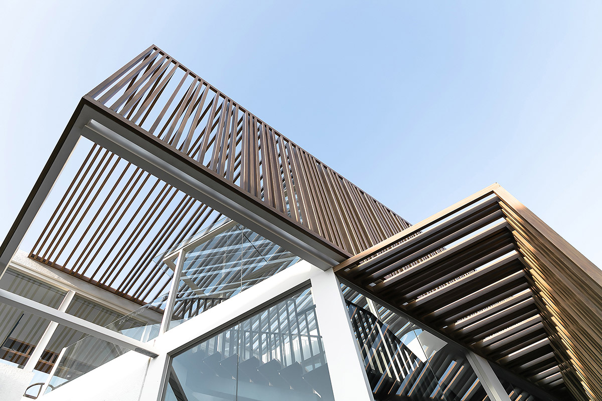 Yiduan Shanghai Interior Design Built Staggered Spaces Derived From Containers