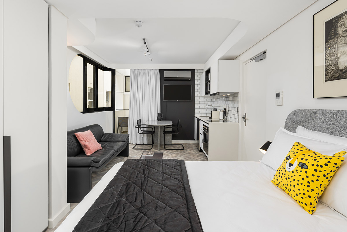 Robert Silke & Partners designed apartment that features 