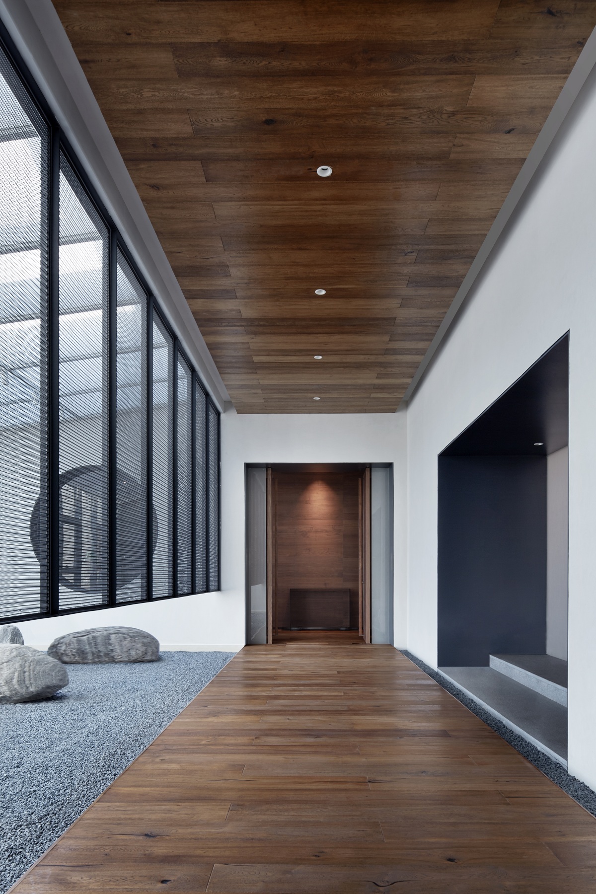 Fenghemuchen designed a club that expresses Beijing dwellers’ desire of a simple and slow lifestyle