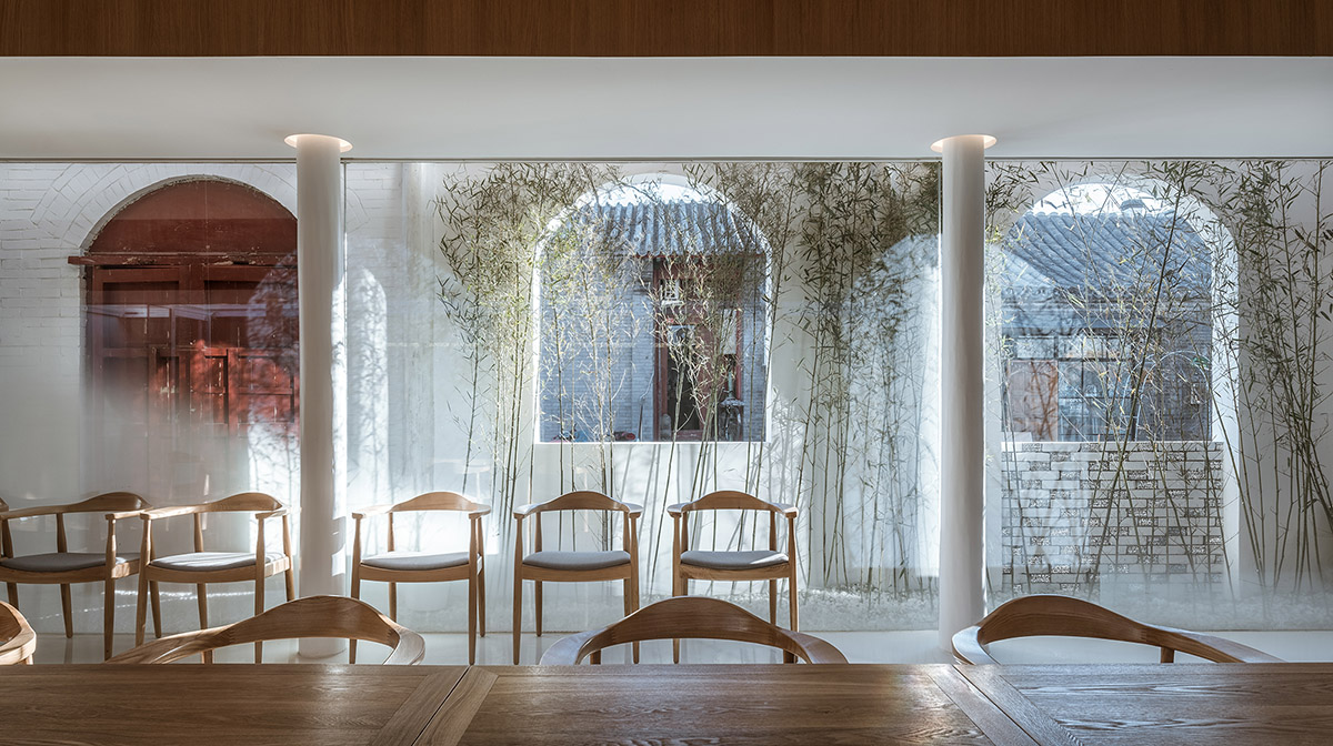 Archstudio converts Hutong's traditional commercial block into residences by 