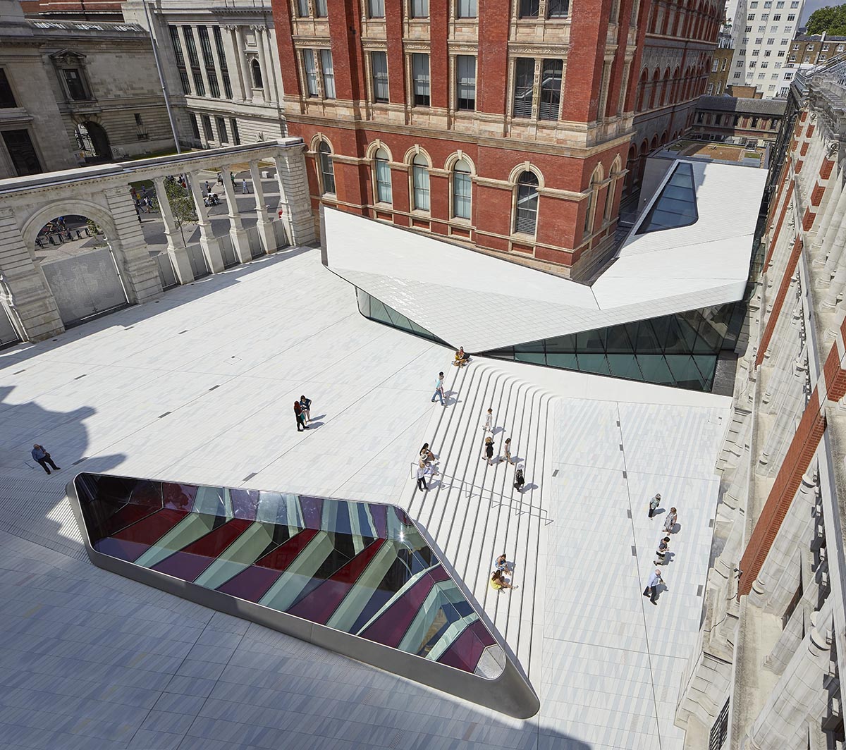 AL_A completes world’s first porcelain courtyard for V&A Museum