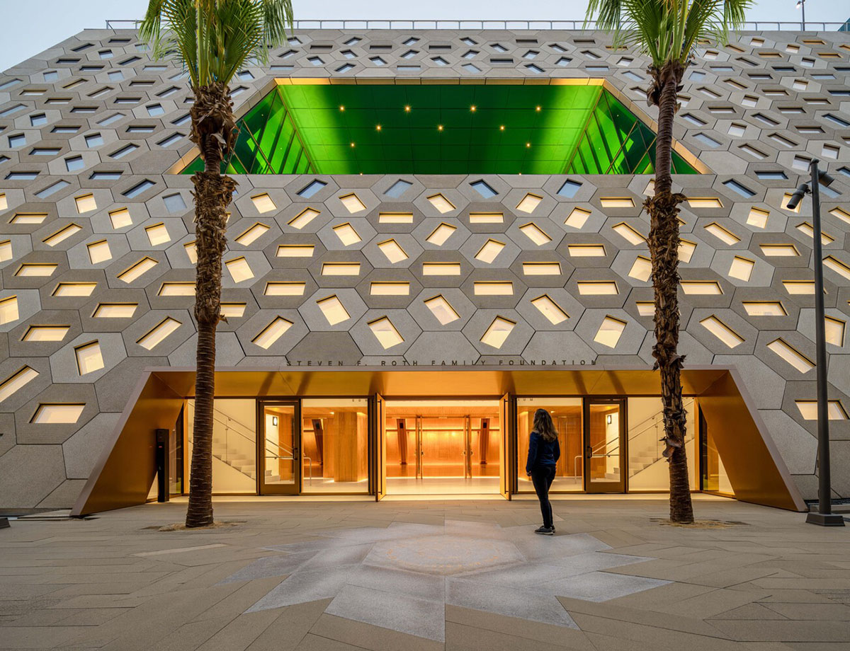 OMA completes Audrey Irmas Pavilion with trapezoidal form that respects its surrounding in California