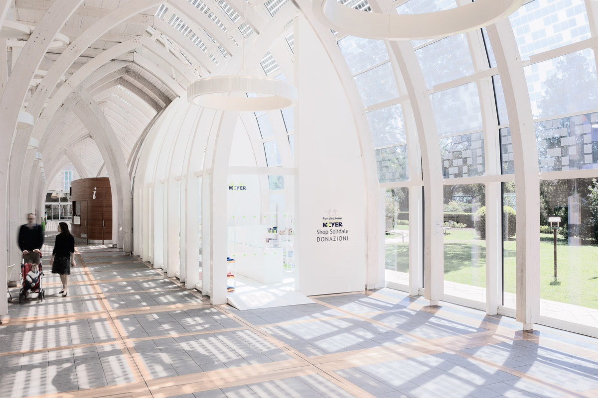 Margine created a tree-like pavilion for Meyer Pediatric Hospital Foundation in Florence