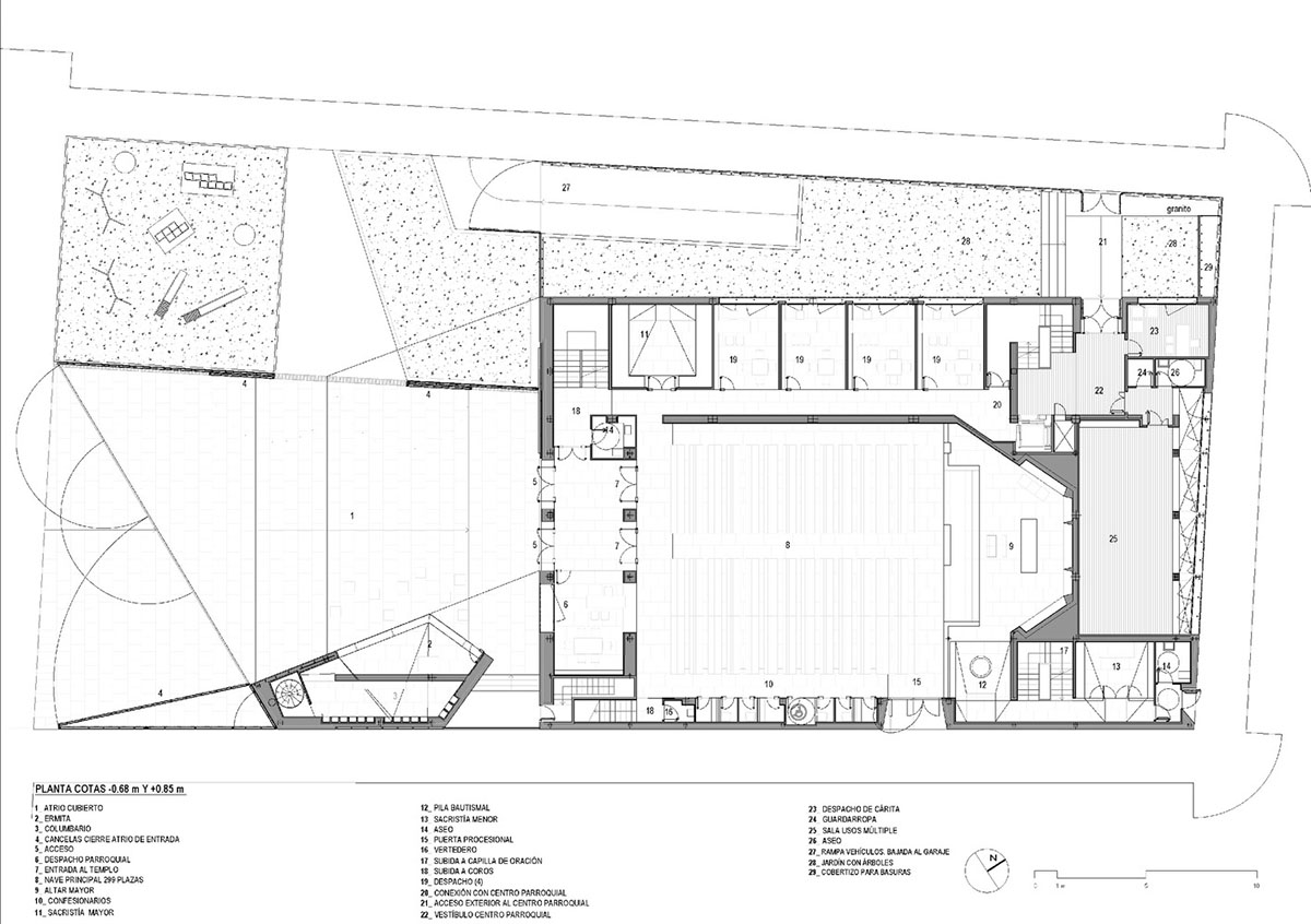 Ramón Fernández-Alonso built church complex with inclined surfaces dressed by warm colors in Madrid