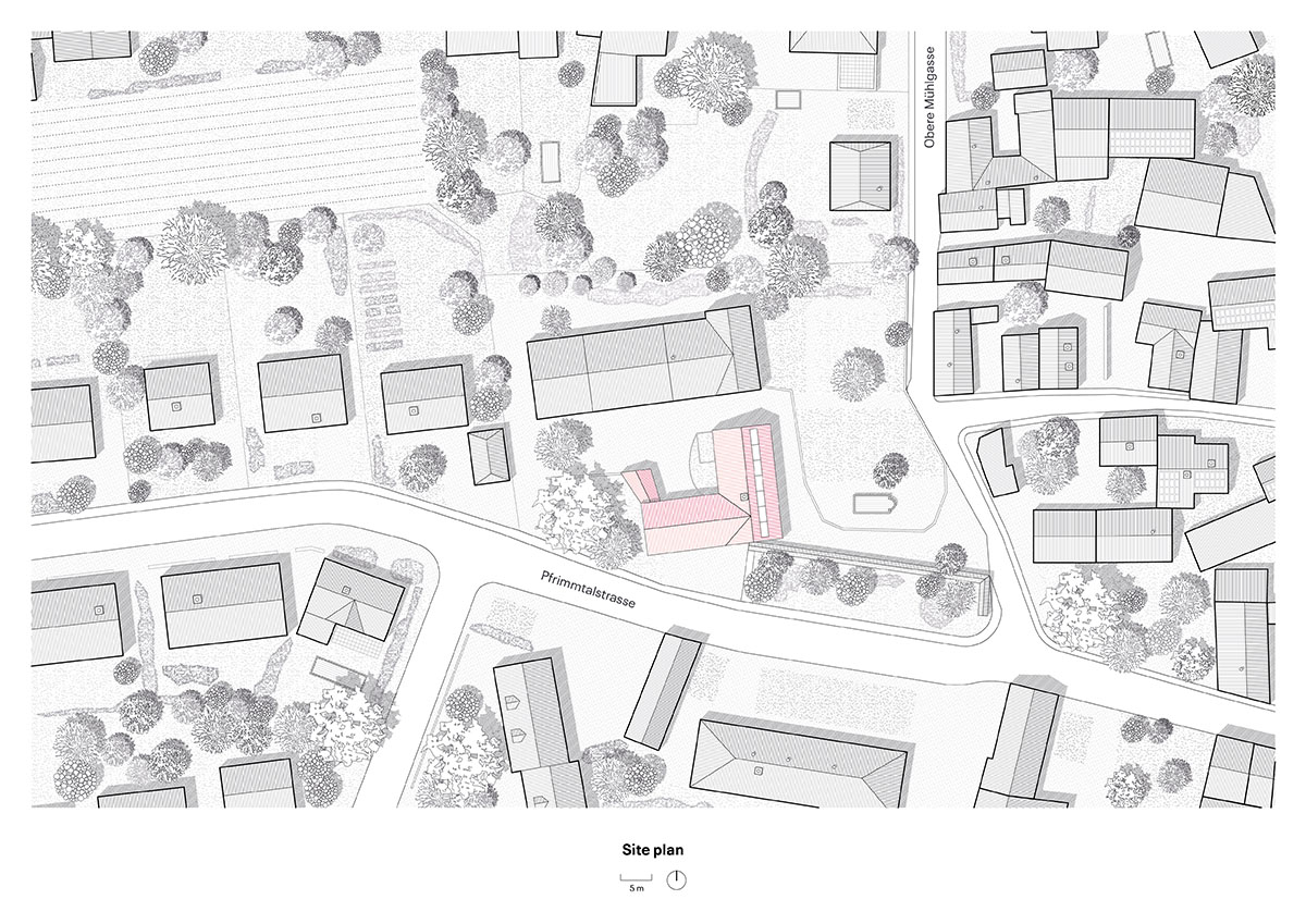 Piertzovanis Toews transforms an 18th-century barn into a colorful house in Albisheim, Germany