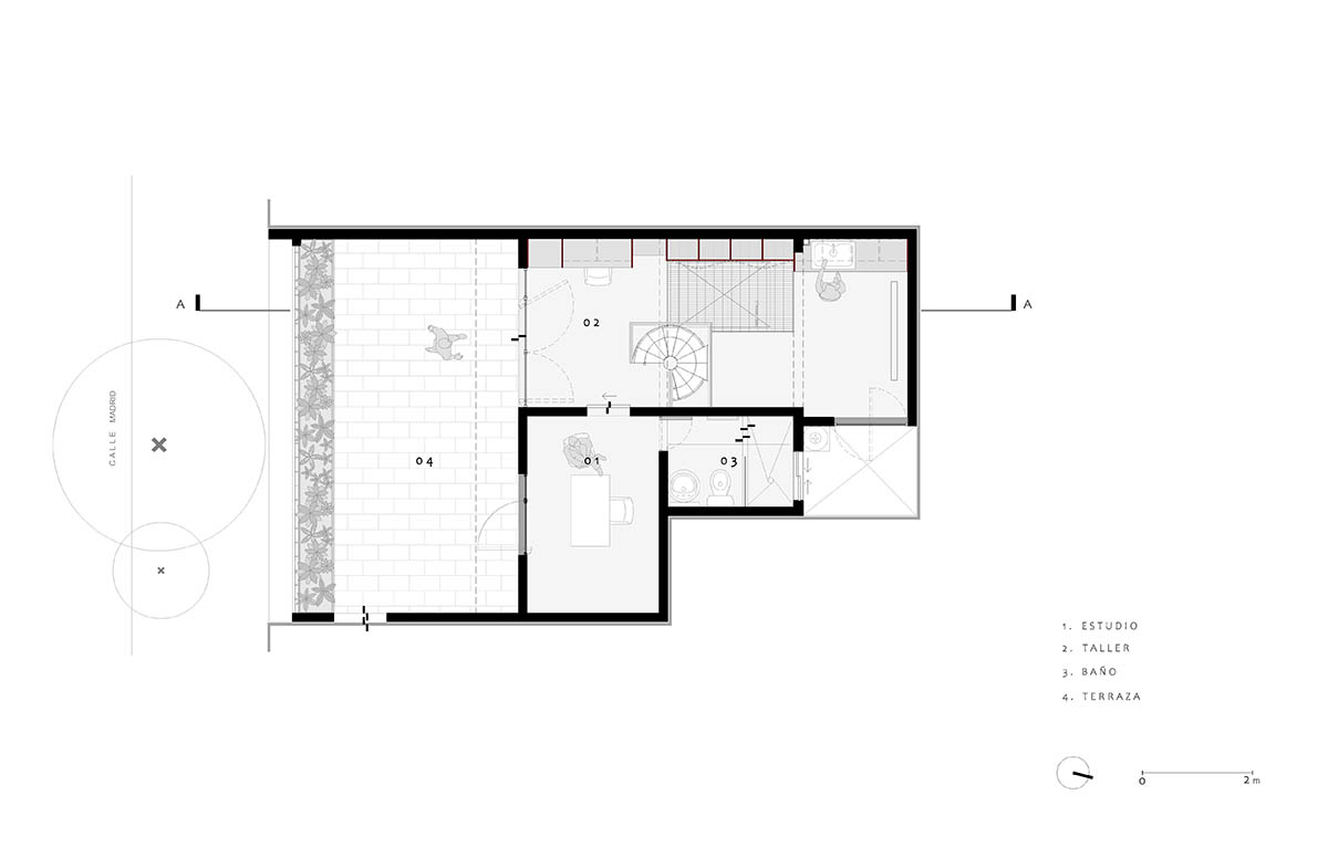 AMASA Estudio transforms old house into a visual artist's art studio and workshop in Mexico