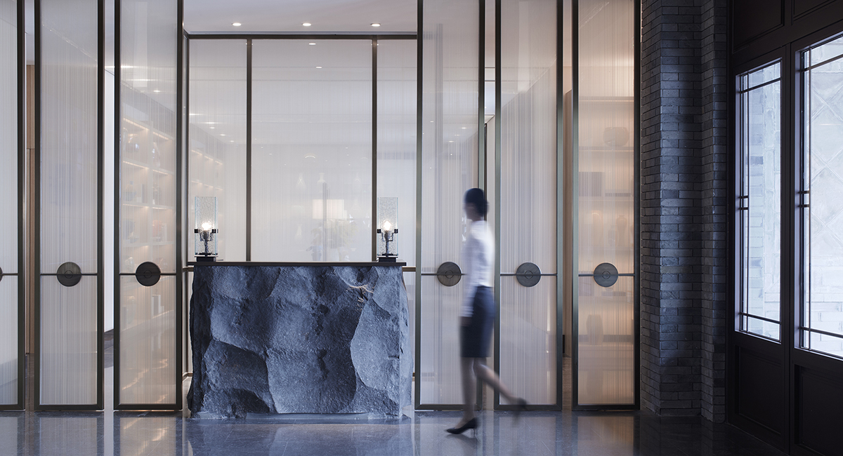 Co-Direction Design Finished a Pottery and Colored Glaze Workshop in a Historical Town in China