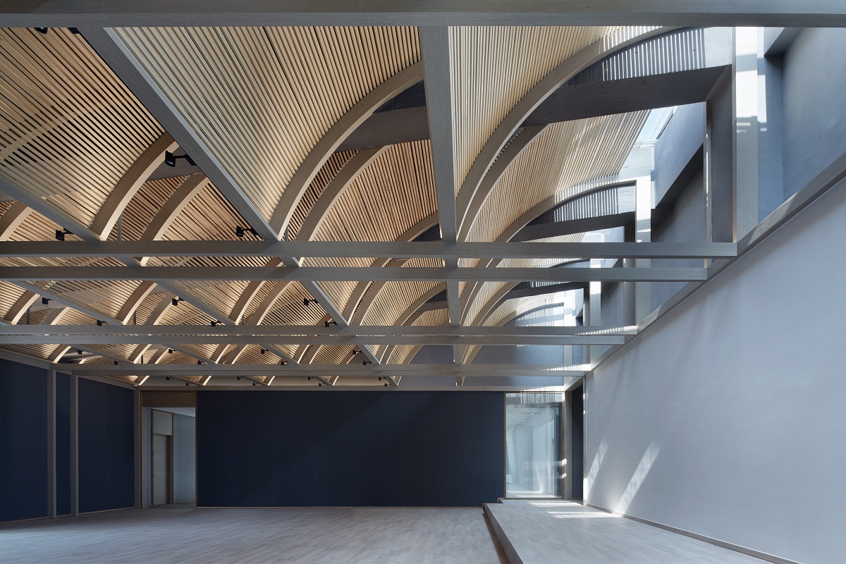 Fenghemuchen designed a club that expresses Beijing dwellers’ desire of a simple and slow lifestyle