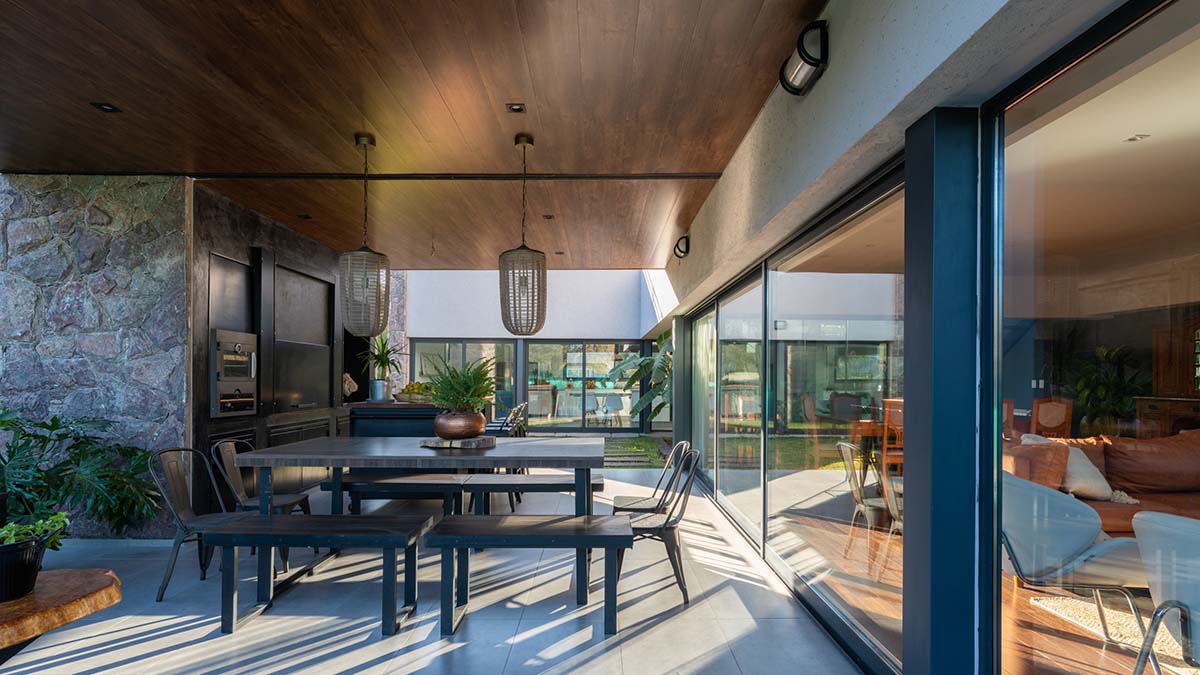 PSV Arquitectura completes Casa LVF in Córdoba, Argentina