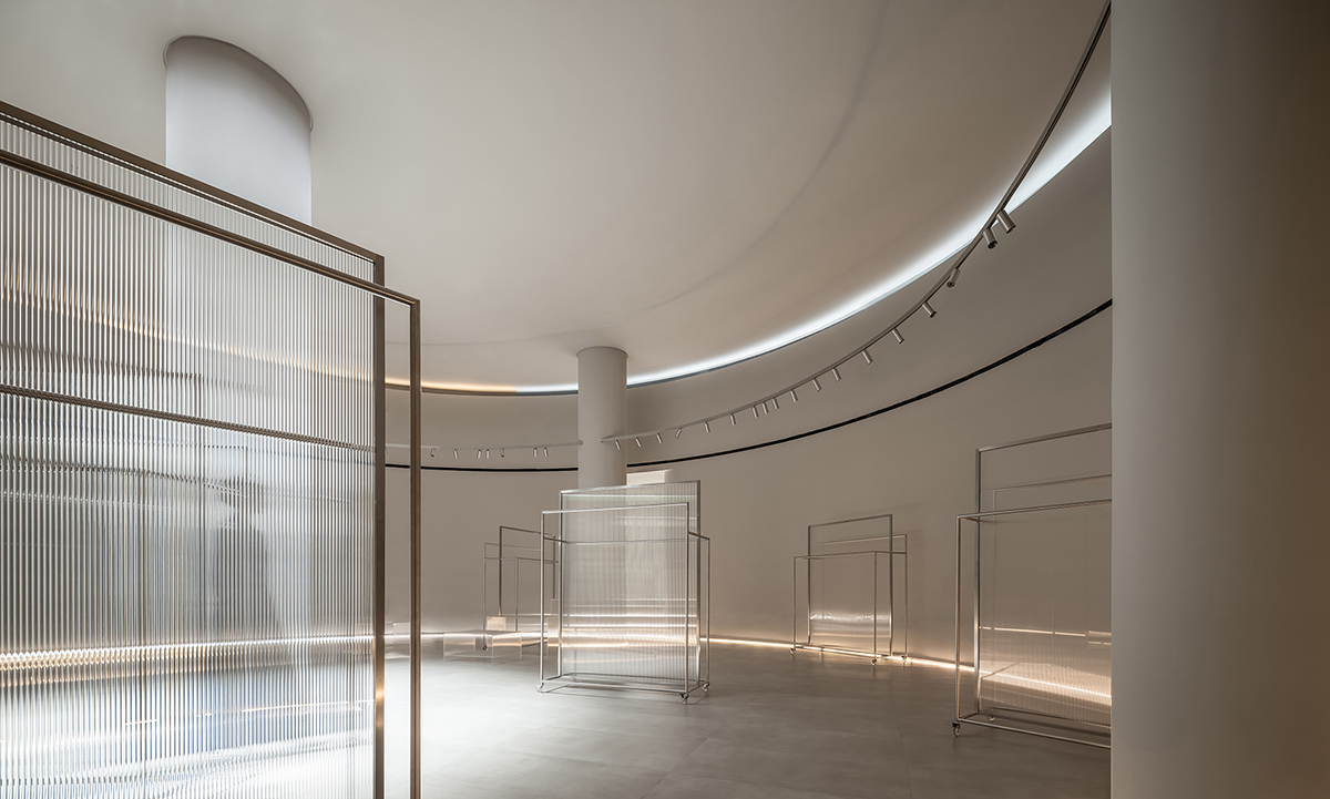 Cun Design completes ROSEMOO Headquarters Office with white linear volume in Beijing