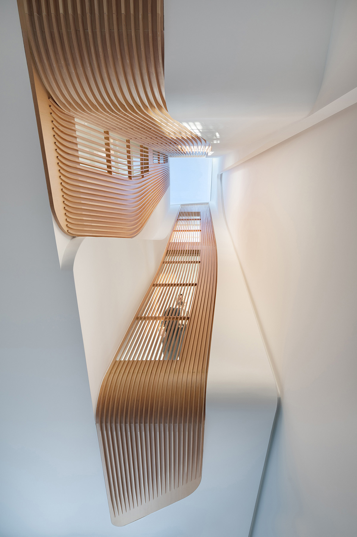 FLOW Architecture carves out old Victorian house in London and brings light with fluid interventions