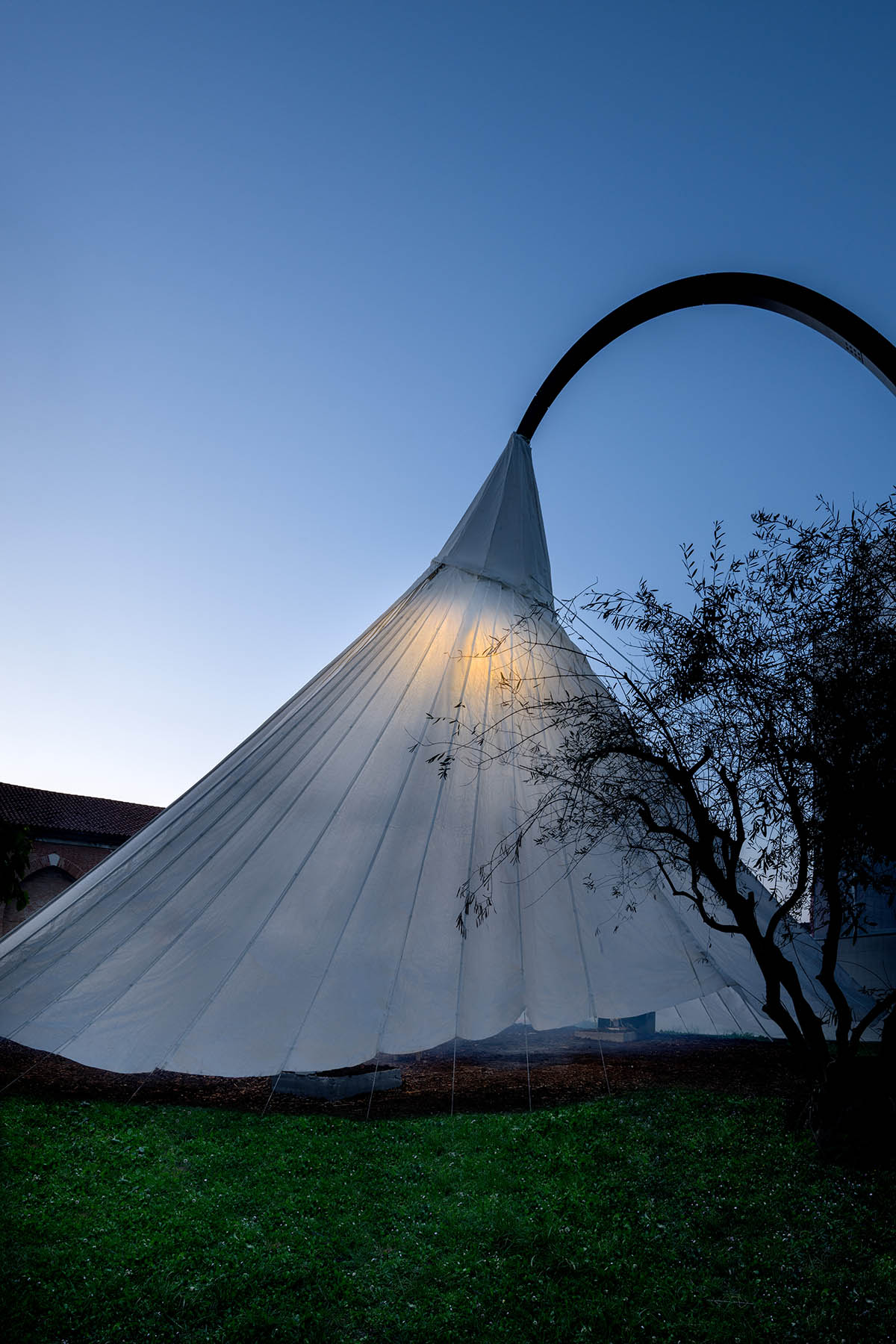 MAD reinterprets Chinese oil paper umbrella for a new installation at Venice Architecture Biennale 